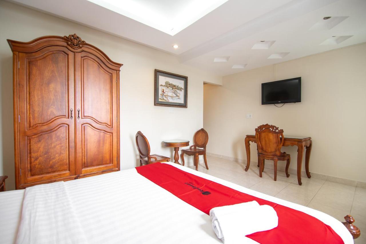 Golden View Saigon Hotel Ho Chi Minh City Exterior photo
