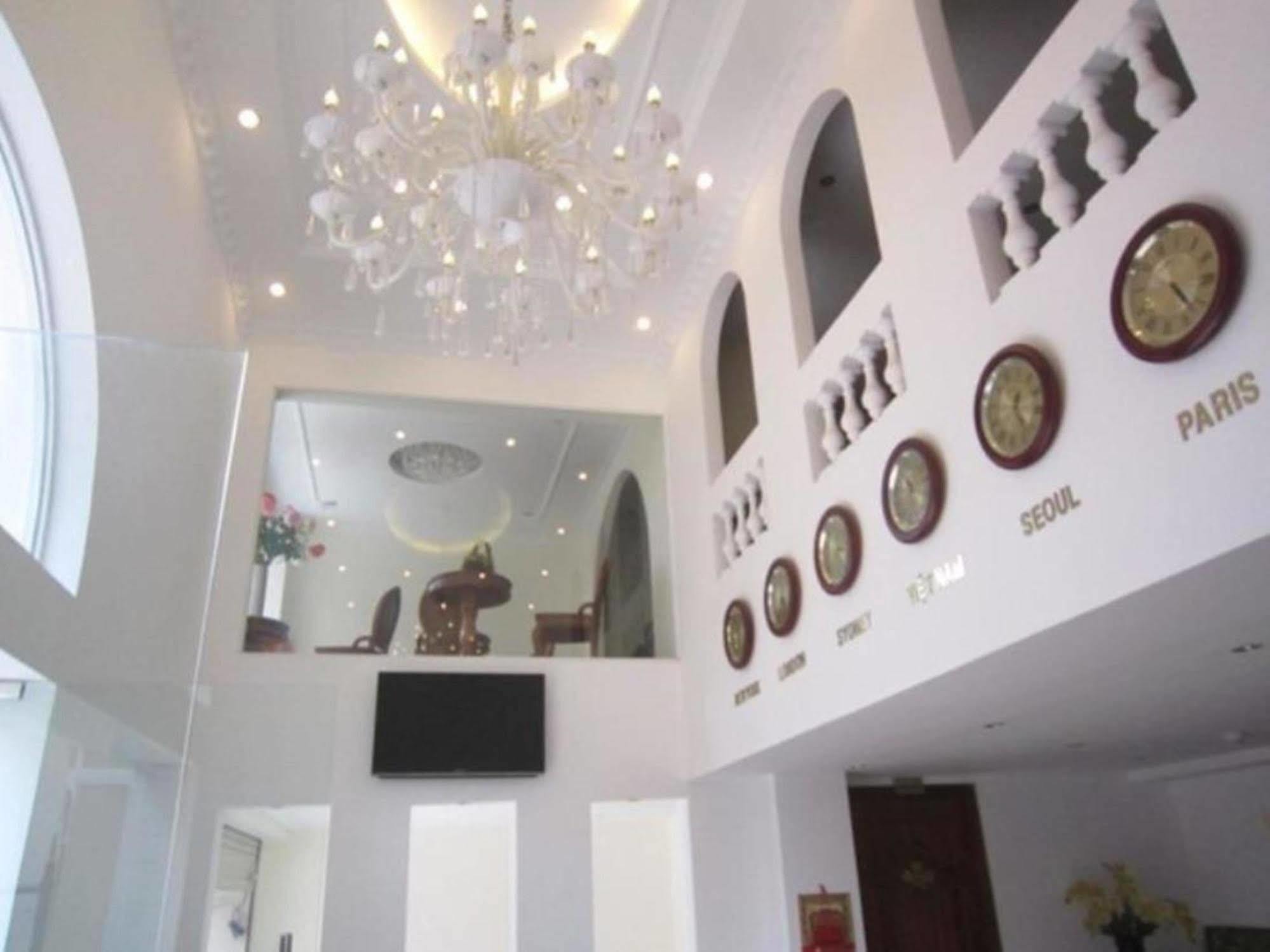 Golden View Saigon Hotel Ho Chi Minh City Exterior photo